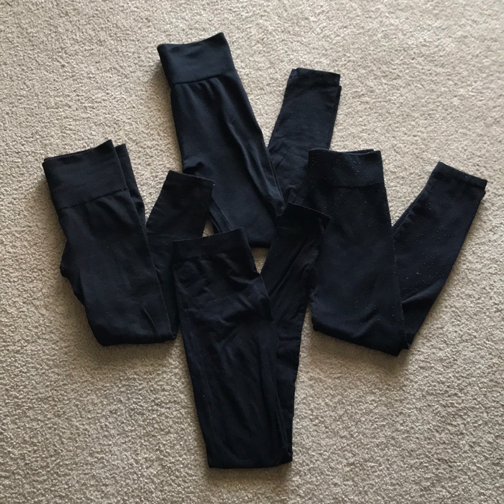4 black leggings